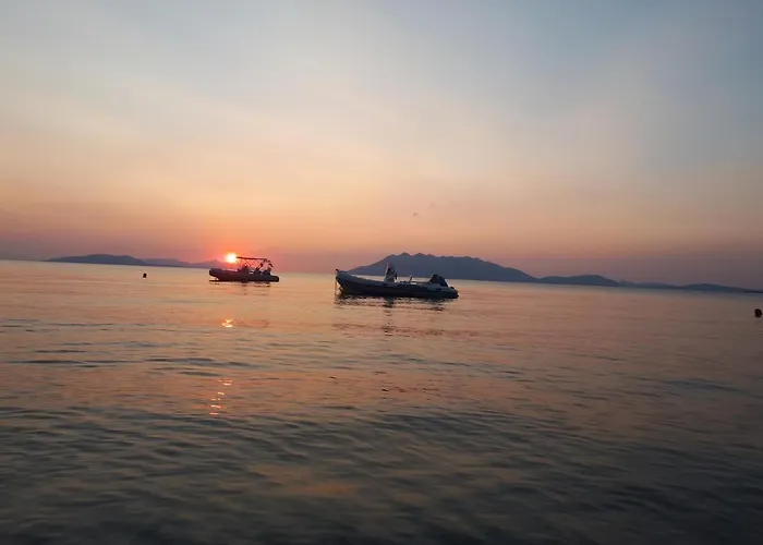 Mantzaris Appartments アパート *