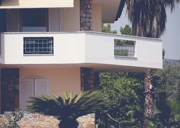 Daire Mantzaris Appartments