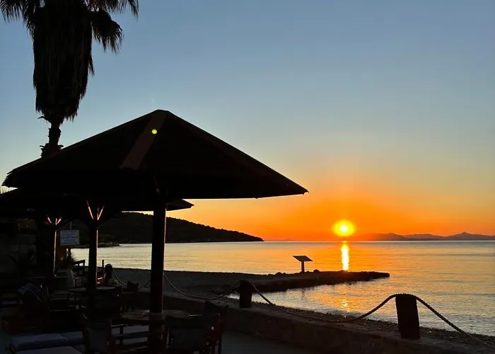 Mantzaris Appartments *