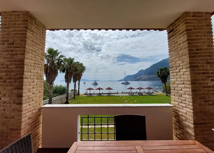 アパート Mantzaris Appartments エピダウロス